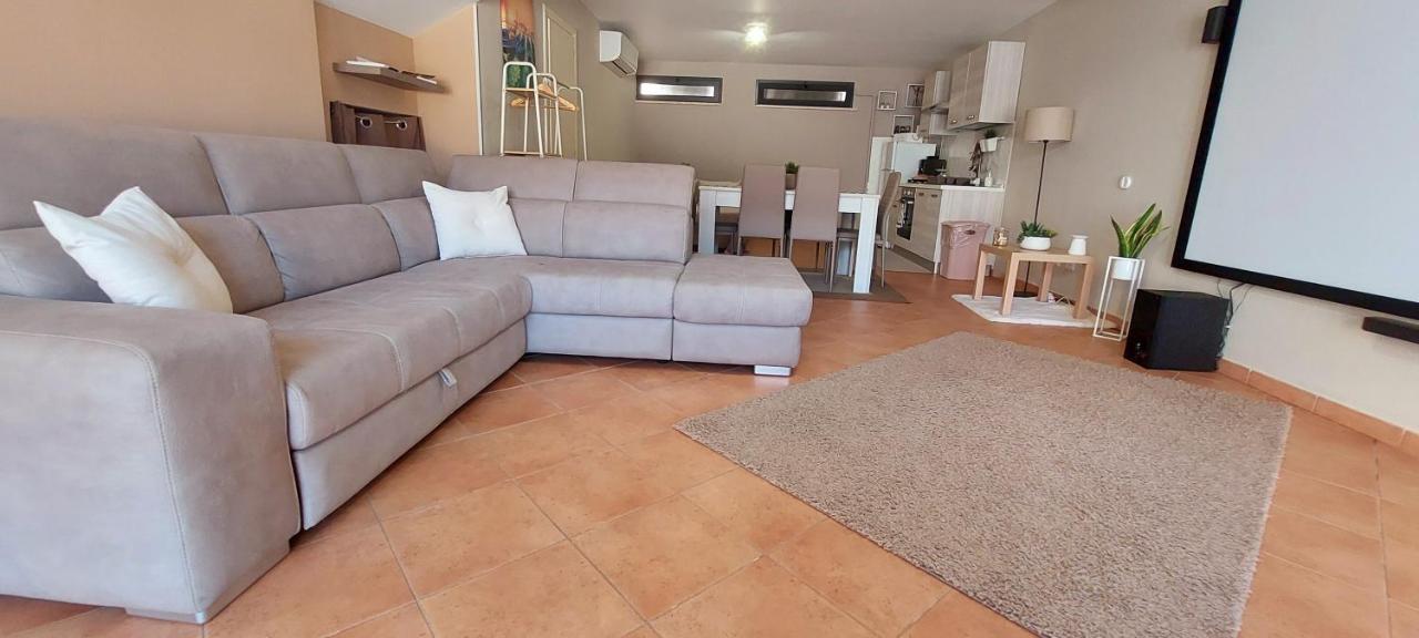 Casa Vacanza A 11 Km Dall'Aeroporto Di Palermo Каріні Екстер'єр фото